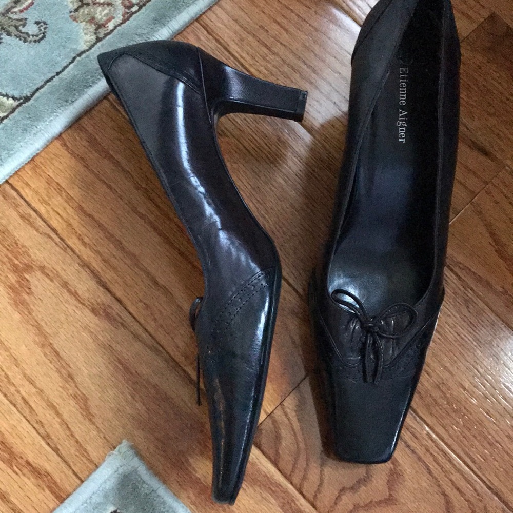 Good condition heels - Picture 2 of 5